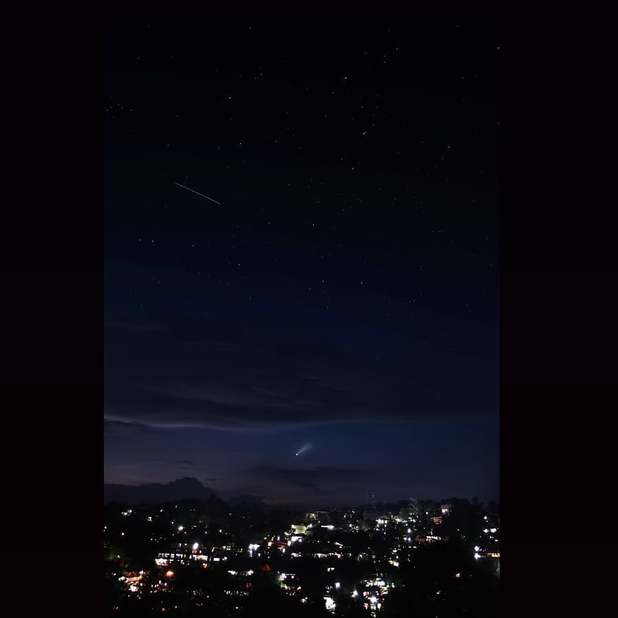 *A satellite, Ursa Major and Comet Neowise....*
