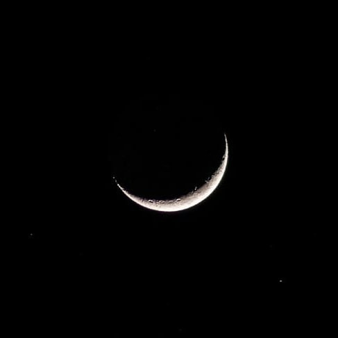 *Earthshine......*